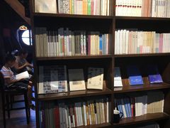 -良友书坊(安徽路店)