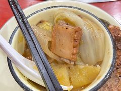-哈尔滨东北铁锅炖(都督街店)