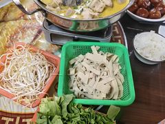-洁雅小南方俏巴鱼馆(汴河街店)