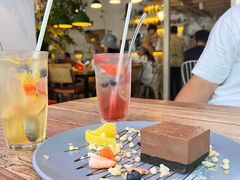 -北平花园·MUA摩造汉堡·北平咖啡(南锣鼓巷胡同店)