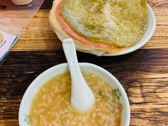 皮蛋瘦肉粥-香香春饼·非遗技艺(万达店)