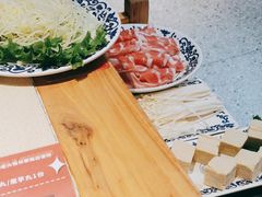 -东镇老火锅(长春路首店)