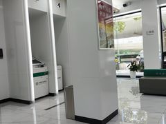 -中国农业银行(武汉洪山支行营业室)