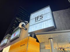 -CHANEL(ifs国际金融店)