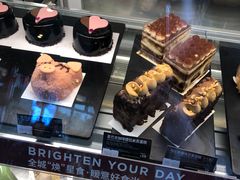 -星巴克臻选(盐城金鹰聚龙湖店)