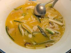 -蜜桃餐厅·伴山(湖滨商业街店)