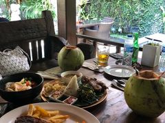 -Pundi Pundi Restaurant