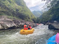 -雅鲁激流探险漂流