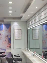-镁连社·美联社