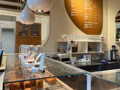 -VERIE BAKEHOUSE