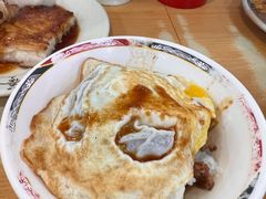小卤肉饭加蛋-天天利美食坊
