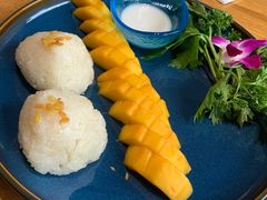 -暹罗酒肆泰餐厅酒吧