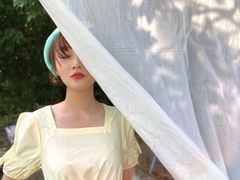 -亮河湾山庄