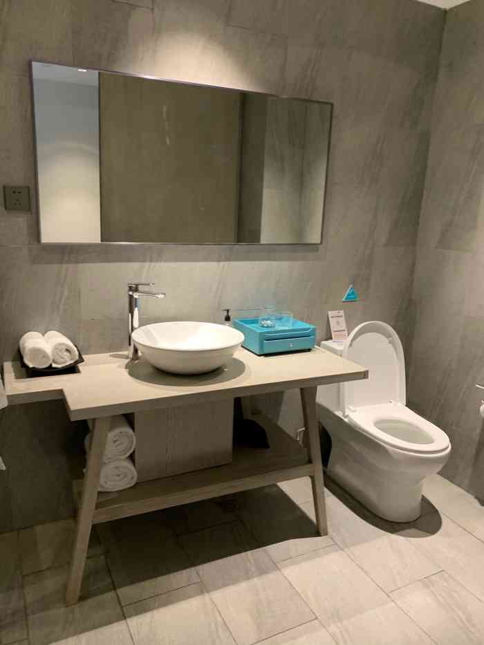 扉缦酒店(青岛流亭机场城阳万象汇店)