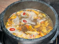 -蘑界·野生菌火锅(深业上城店)