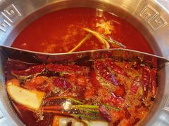 -大芊金重庆串串火锅(南京路店)