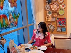 -香格里拉鱼跃地中海西餐厅·牛排披萨
