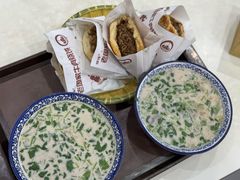 -穆得·老周家牛肉烧饼(普利街店)
