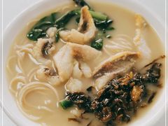 -明呈黄鱼面馆(斜土路店)