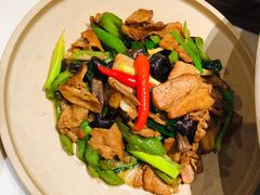 -渔语鱼酸菜鱼新川菜(来福士店)
