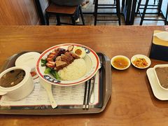 -余百年·现烧烧腊(布吉金利店)