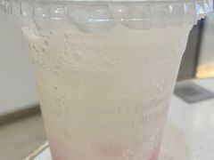 樱花养乐多气泡水-糖纸甜品(印象城店)