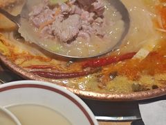 -洱火云南酸菜牛肉火锅(石景山当代商城店)