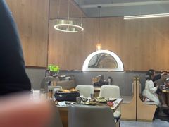 -围炉肉舍丹东海鲜烤肉·烤活鳗(步行街店)