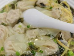 弄堂小馄饨-弄堂咪道-饭香·面香·馄饨香(汇锦广场店)