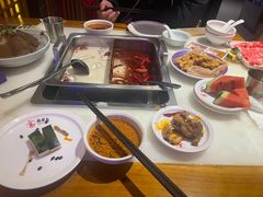 -重庆高老九火锅(虹桥天地店)