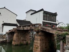 -丝绸小镇荻港古村