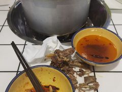 -晓彭肥肠鸡·泡椒鸡火锅(水木天地店)