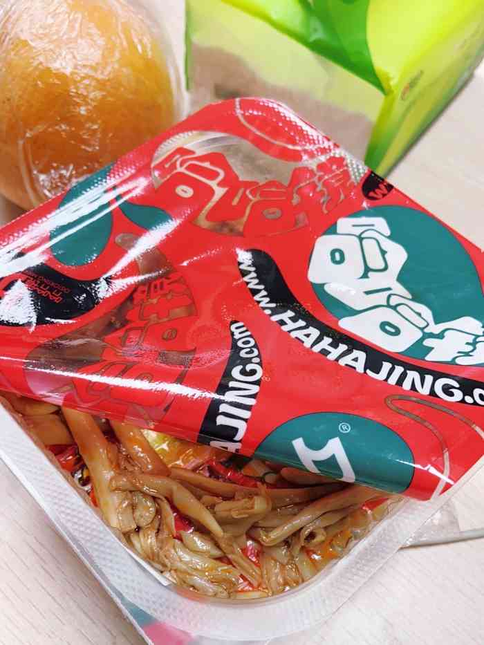 哈哈镜鸭脖(水围店)-"吃的是外卖,味道很麻很麻却不辣.吃吃还不.