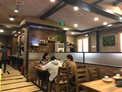 大堂-喇喇排骨火锅·传统韩式脊骨汤(望京西园总店)