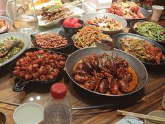 -巴厘龙虾·榜首油焖大虾(音乐学院·沿江酒馆店)