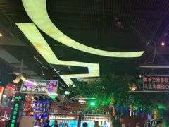 -路边边.炒菜烧烤.音乐餐厅(良乡长虹店)