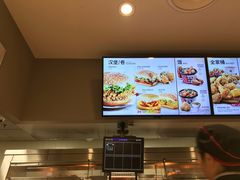 -肯德基(西影路店)