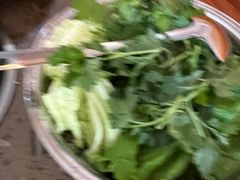 -黄利砖万峰林布依特色酸笋牛肉馆