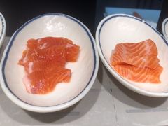 -遇上西雅图多融合海鲜自助餐厅(中房金谊广场店)