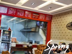 -邱芳粉店(迎宾大道旗舰店)