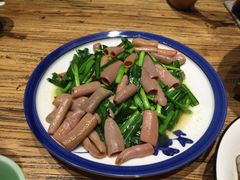 韭菜炒海肠-老妈疙瘩汤·平价海鲜专门店·老威海菜(渔港路店)