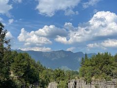 -梭布垭石林景区