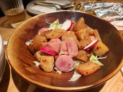 椒香烤肠配土豆-上芽食集(德思勤店)