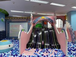 -孩子王(昆山招商花园城店)