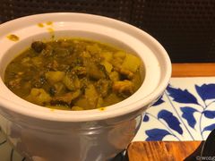 酸菜土豆牛腩-绿茶餐厅(布吉万象汇店)