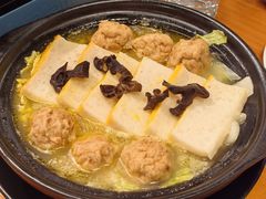 -莲餐厅·湖北菜·潜江小龙虾店(愚园路店)