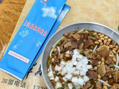 -覃肥叔桂林米粉(粮道街店)