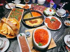 -热火朝天鲜切牛肉火锅(南强街巷店)