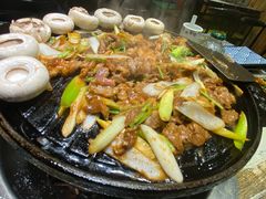 -燚店·铁板鱼蛙·烤肉·烤串(北新桥店)