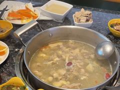 -一席地·本地鸡窝·杭帮鸡火锅(萧山银隆百货店)